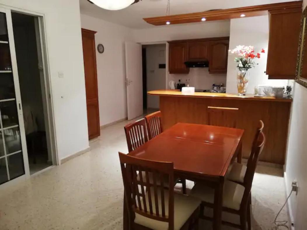 Ria Beach Sea View Apartment Піла Екстер'єр фото