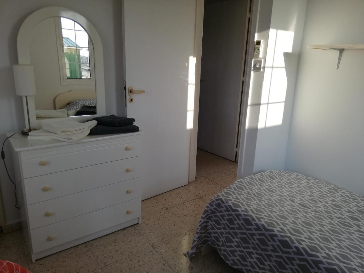 Ria Beach Sea View Apartment Піла Екстер'єр фото