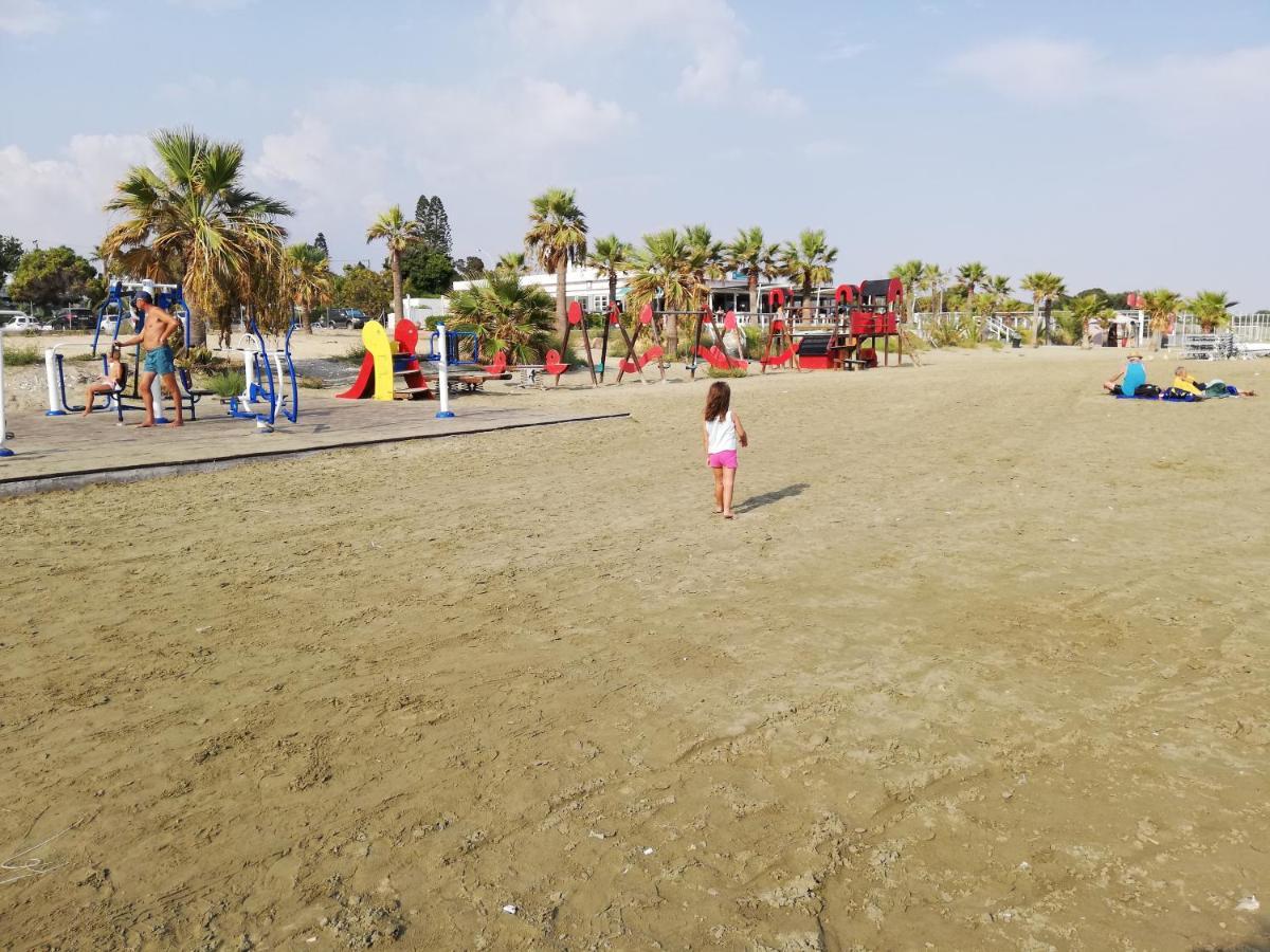 Ria Beach Sea View Apartment Піла Екстер'єр фото